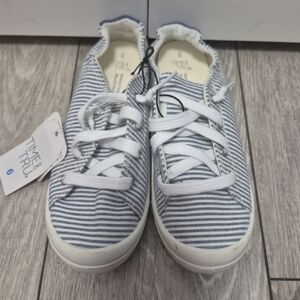 Time and Tru Womens Ahoy Navy and White Striped Memory Foam Lace-Up Sneakers